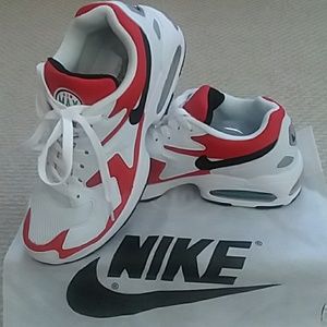 Men's Nike Air Max 2 8.5 NIB